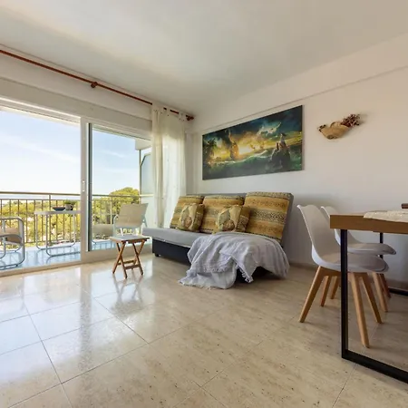 Ulises By Interhome * Салоу