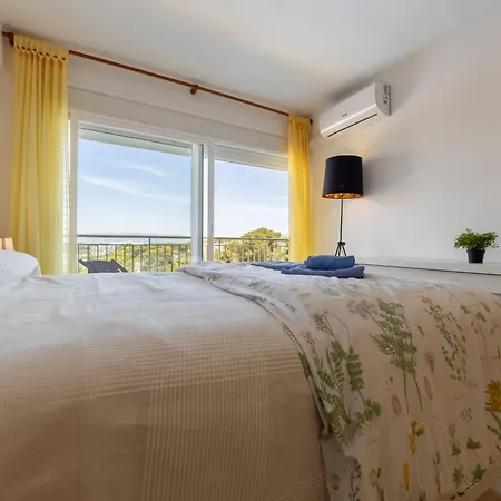 Apartment Ulises By Interhome